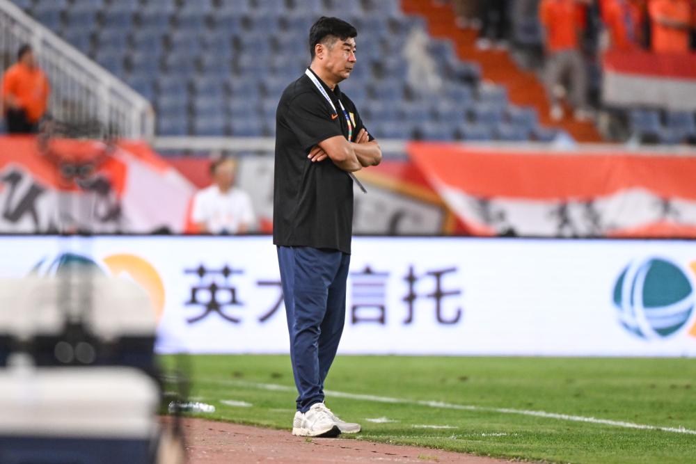 篮球传奇基德生涯全解析及对现代比赛风格的深远影响